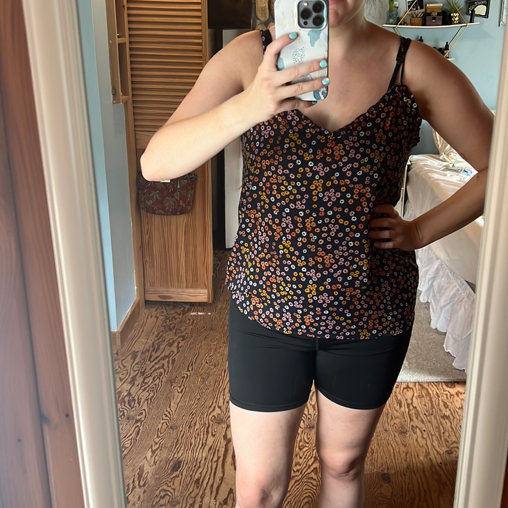 Loft lace tank top